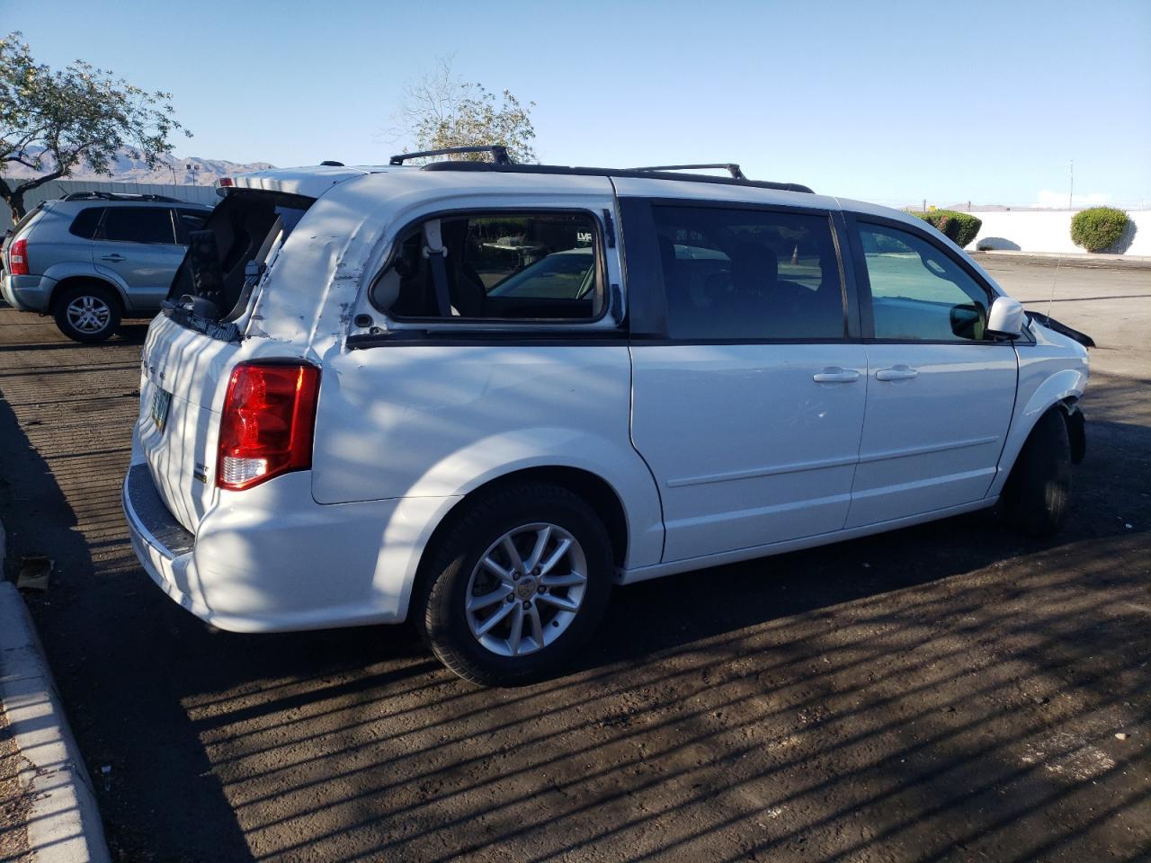 2016 Dodge Grand Caravan Sxt Copart, lot number: 56433055, vin: 2C4RDGCG5GR309718. Thumbnail 3