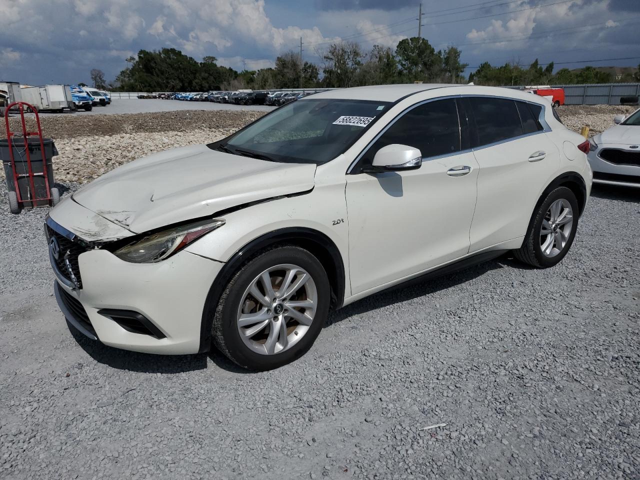 2018 Infiniti Qx30 Base Copart, lot number: 58822695, vin: SJKCH5CP5JA040997. Thumbnail 1