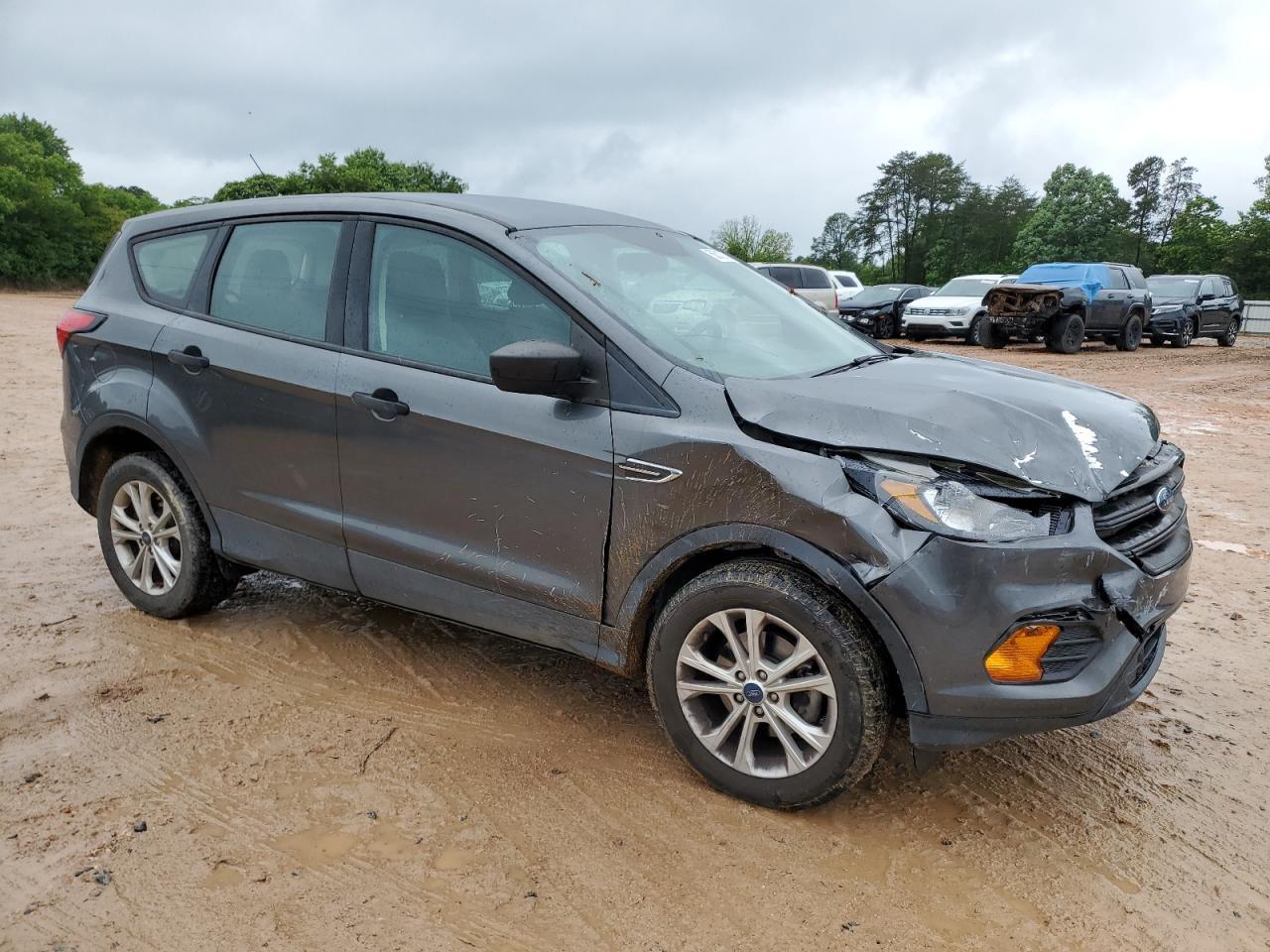 2019 Ford Escape S Copart, lot number: 56312775, vin: 1FMCU0F75KUA87696. Thumbnail 4