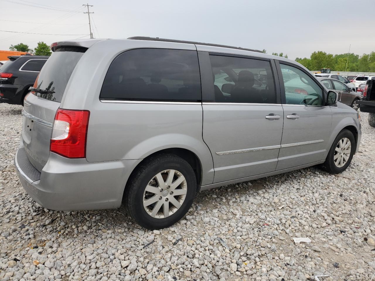 2014 Chrysler Town & Country Touring Copart, lot number: 58701635, vin: 2C4RC1BG5ER443241. Thumbnail 3