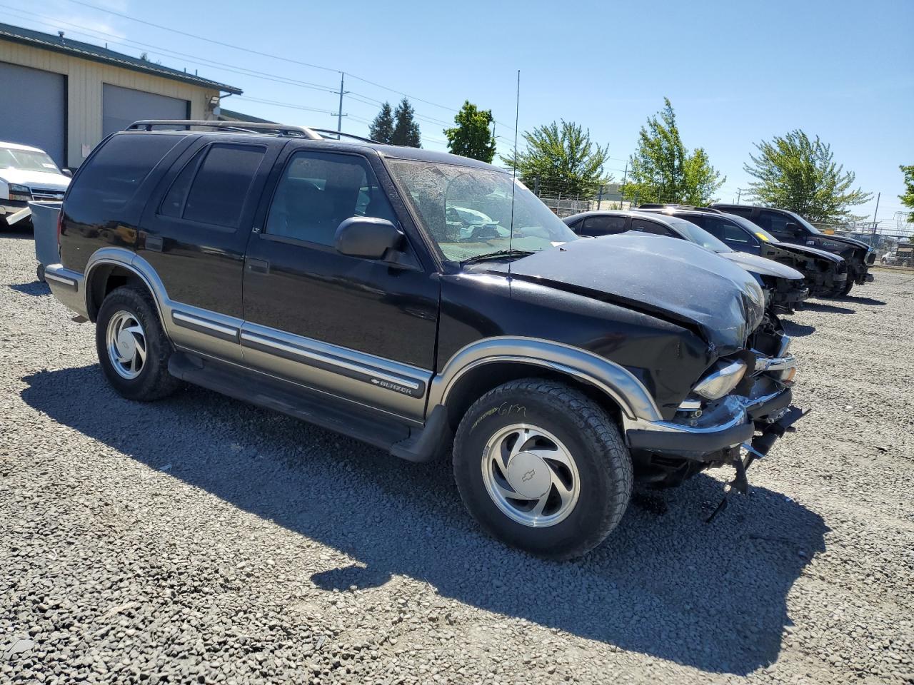 1999 Chevrolet Blazer Copart, lot number: 59103635, vin: 1GNDT13W4X2248675. Thumbnail 4