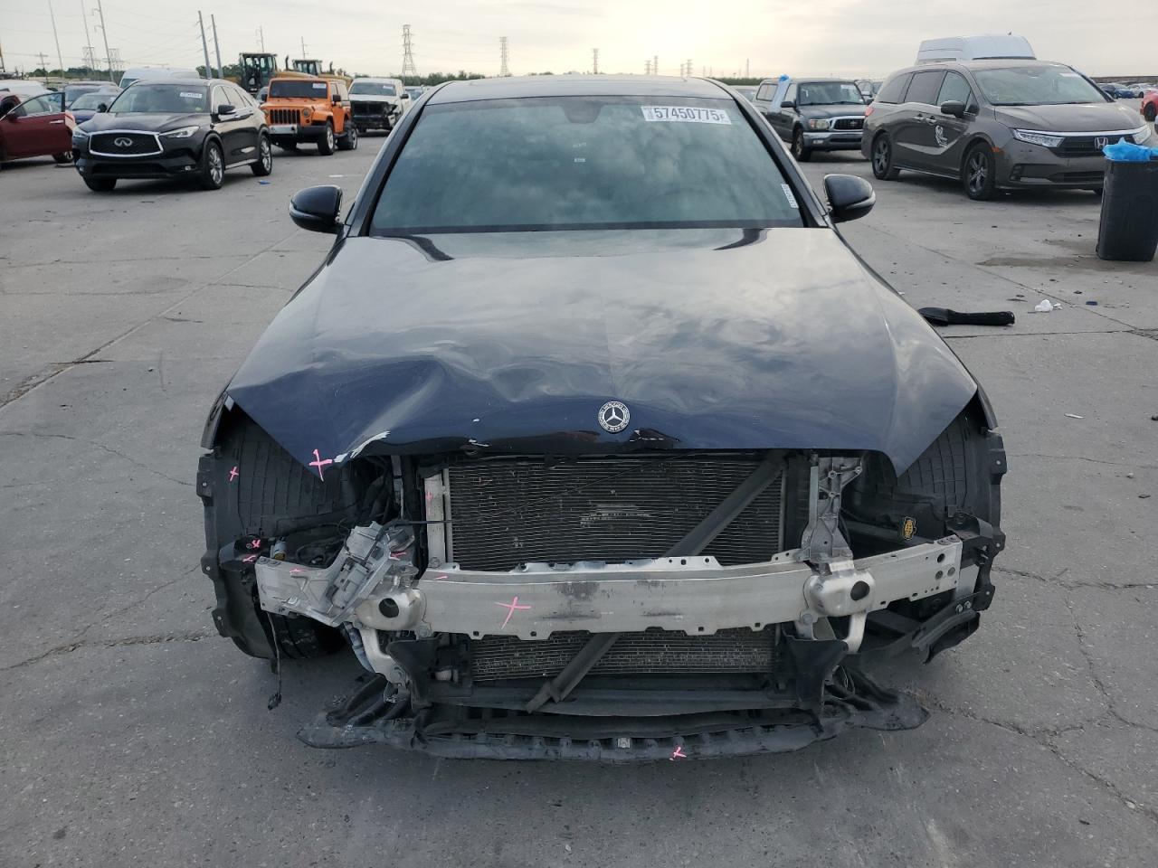 2018 Mercedes-Benz C 300 Copart, lot number: 57450775, vin: 55SWF4JB8JU240401. Thumbnail 5