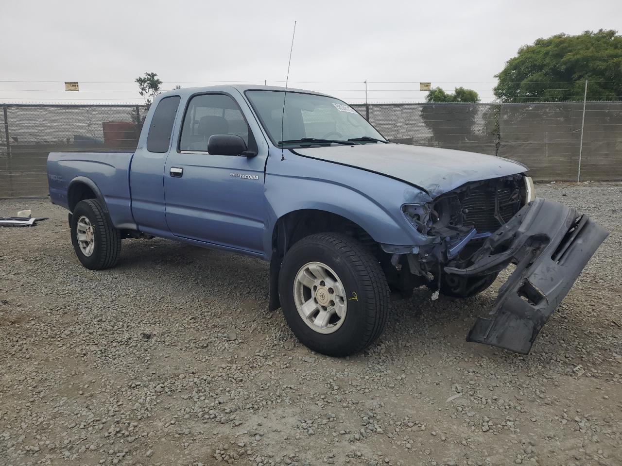 1999 Toyota Tacoma Xtracab Prerunner Copart, lot number: 58538115, vin: 4TASN92N2XZ447969. Thumbnail 4