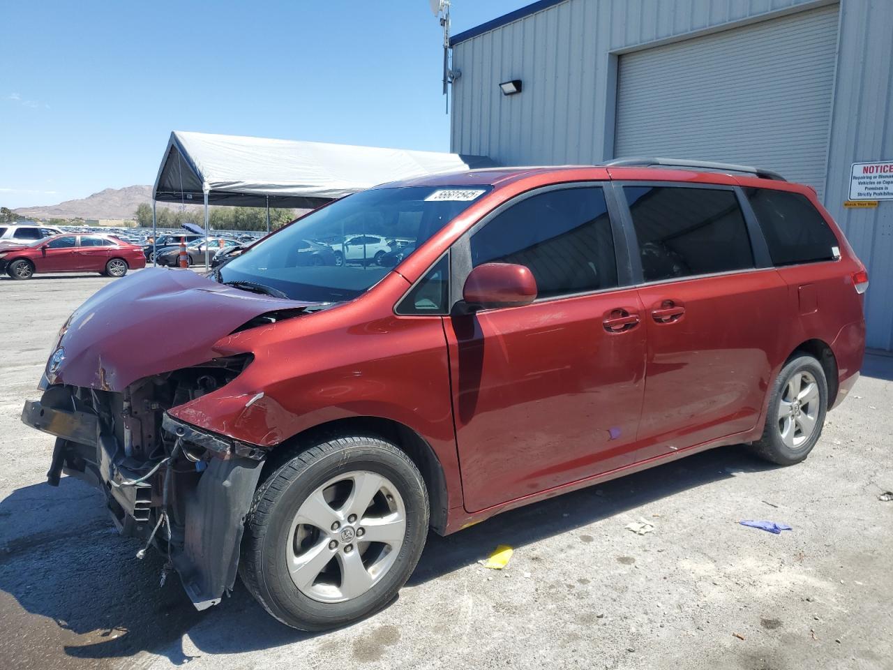 2014 Toyota Sienna Le Copart, lot number: 56601545, vin: 5TDKK3DC7ES462827. Thumbnail 1