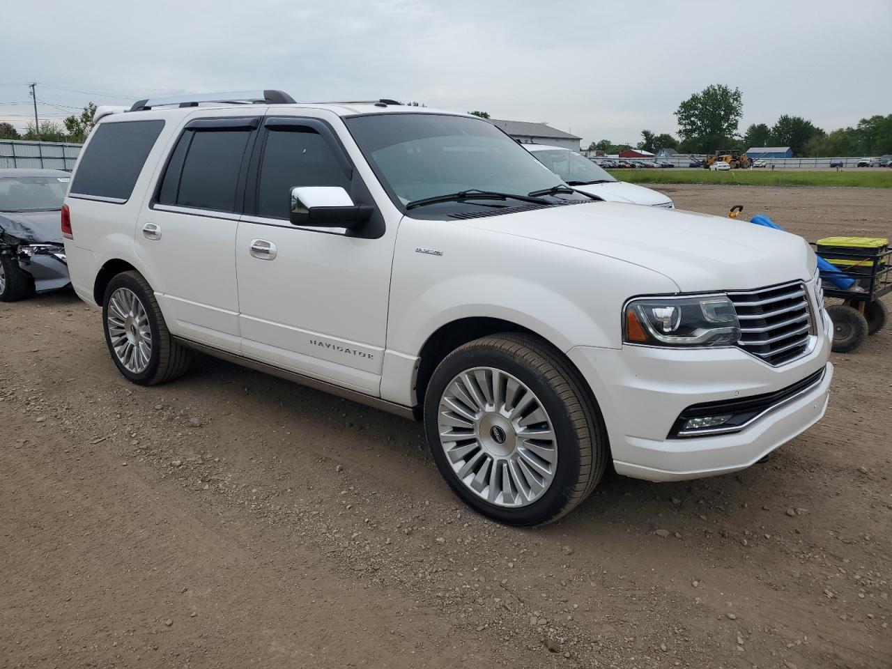 2015 Lincoln Navigator Copart, lot number: 57949605, vin: 5LMJJ2JT5FEJ08088. Thumbnail 4