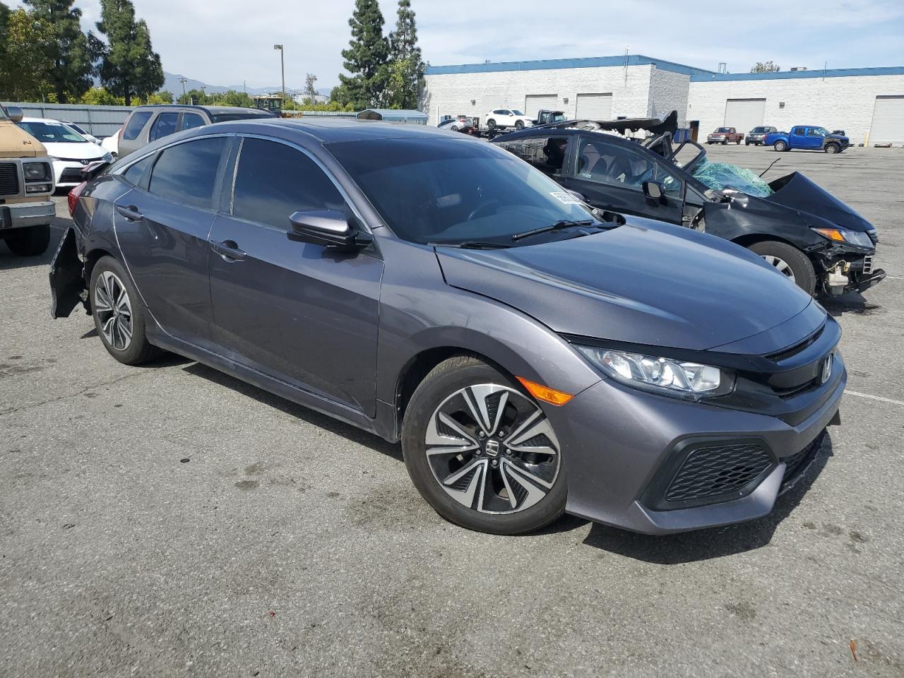 2017 Honda Civic Exl Copart, lot number: 56900305, vin: 19XFC1F7XHE210393. Thumbnail 4