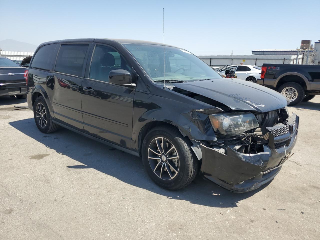 2015 Dodge Grand Caravan Sxt Copart, lot number: 59192365, vin: 2C4RDGCG5FR576789. Thumbnail 4