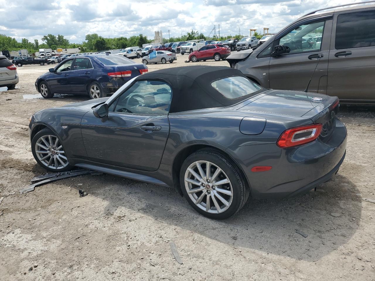 2017 Fiat 124 Spider Classica Copart, lot number: 57253905, vin: JC1NFAEK4H0103516. Thumbnail 2