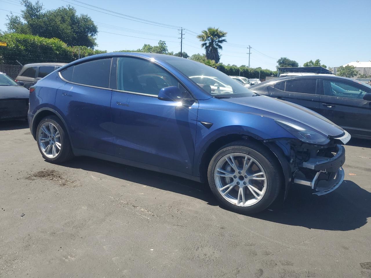 2023 Tesla Model Y Copart, lot number: 56231405, vin: 7SAYGDED5PF943551. Thumbnail 4
