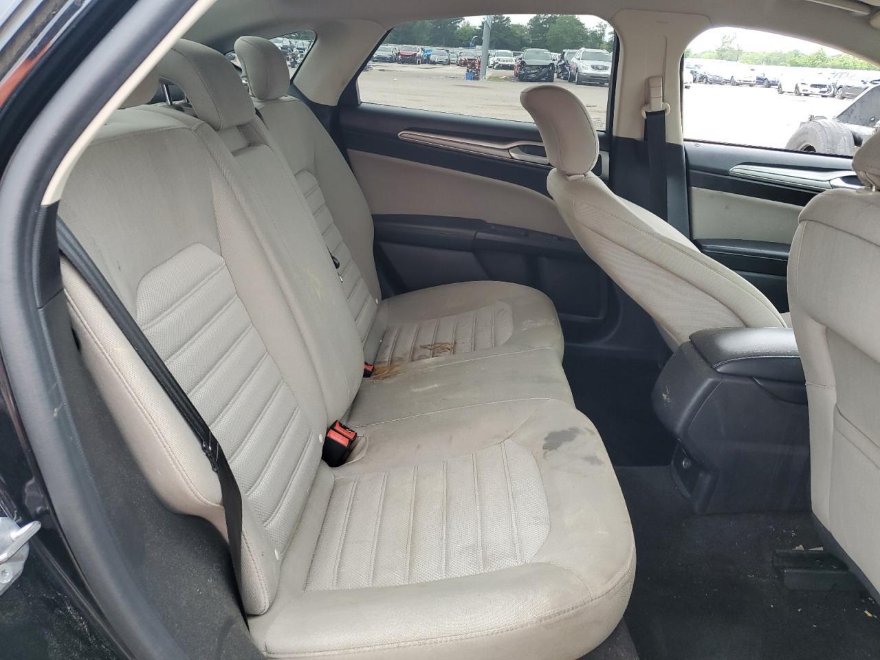 2018 Ford Fusion S Copart, lot number: 56411025, vin: 3FA6P0G73JR275717. Thumbnail 10