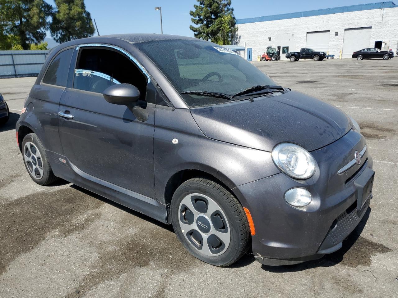 2017 Fiat 500 Electric Copart, lot number: 58774295, vin: 3C3CFFGE1HT598411. Thumbnail 4