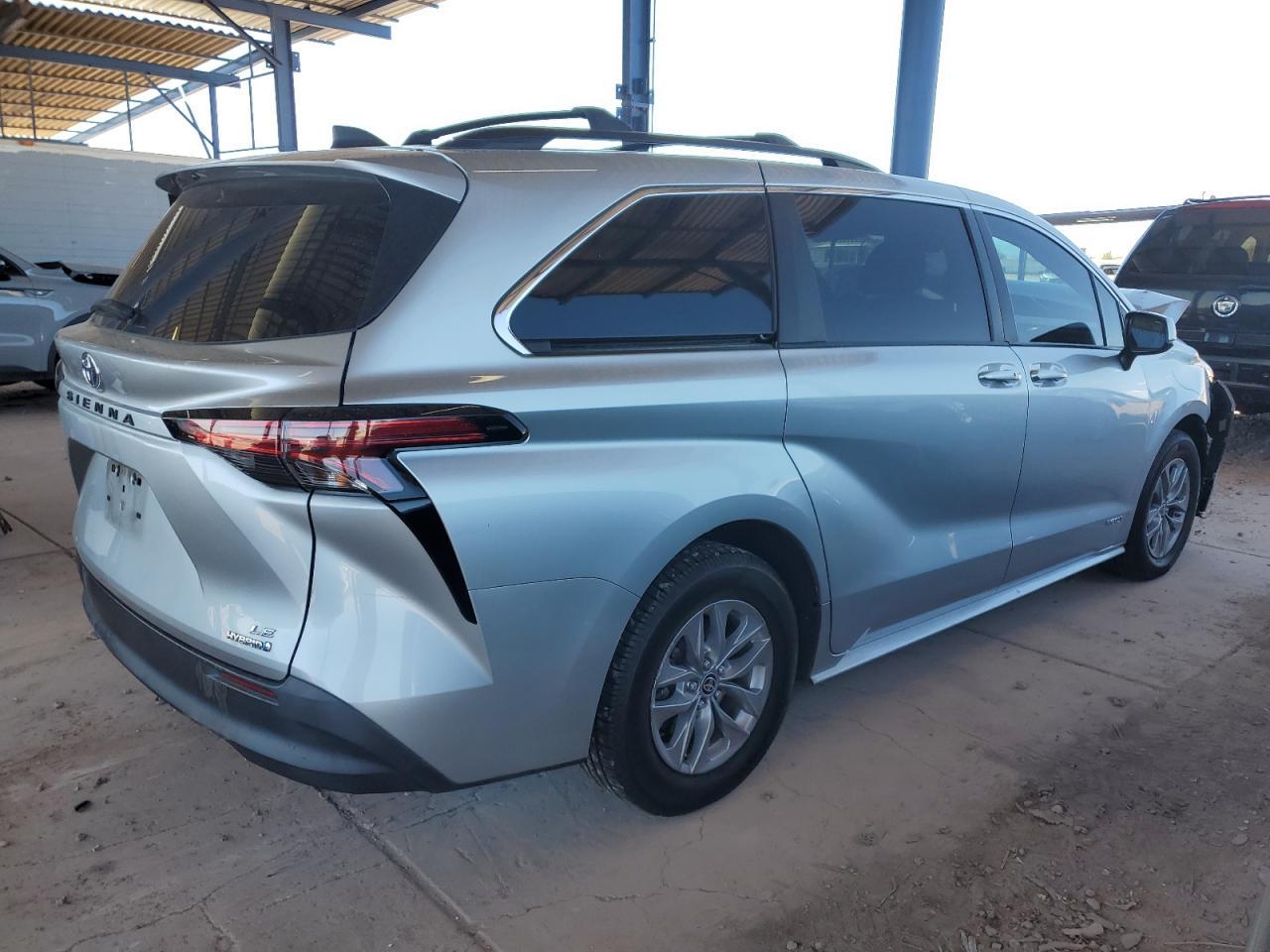2021 Toyota Sienna Le Copart, lot number: 55518505, vin: 5TDBRKEC3MS068342. Thumbnail 3