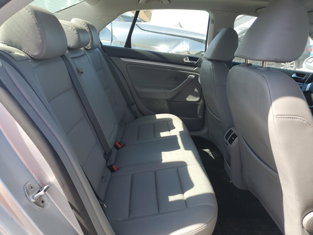 2009 Volkswagen Jetta Wolfsburg Copart, lot number: 59048485, vin: 3VWRJ71KX9M079505. Thumbnail 10