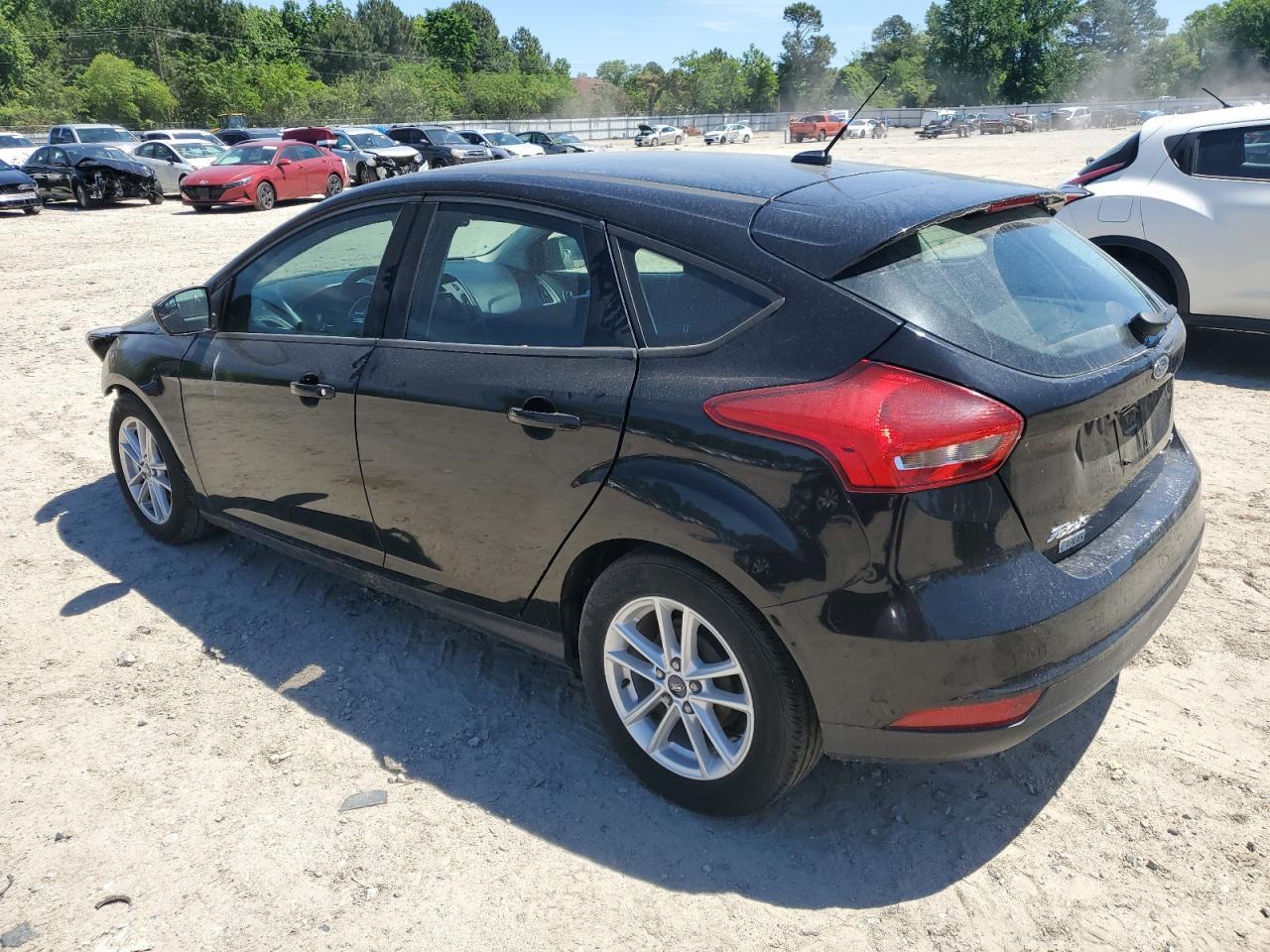 2018 Ford Focus Se Copart, lot number: 56282615, vin: 1FADP3K24JL206053. Thumbnail 2