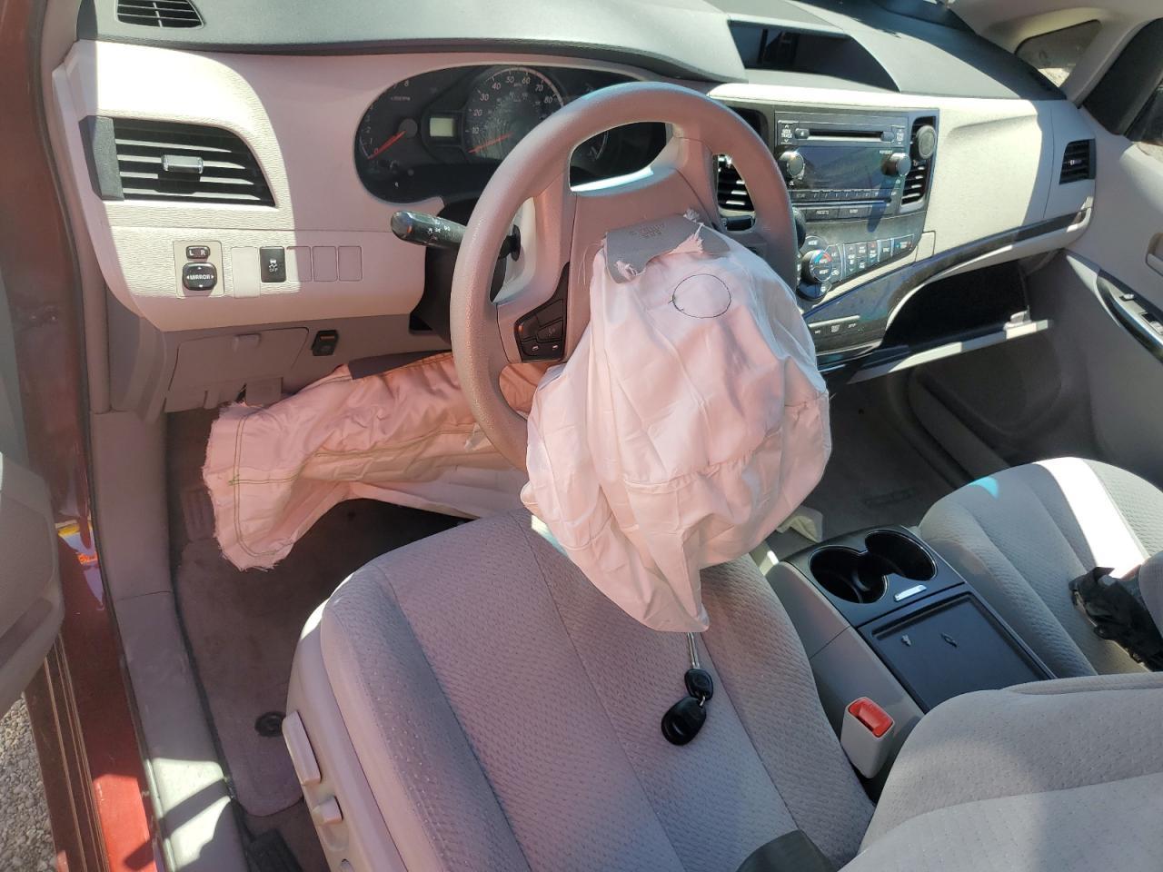 2014 Toyota Sienna Le Copart, lot number: 56566325, vin: 5TDKK3DC7ES462827. Thumbnail 8