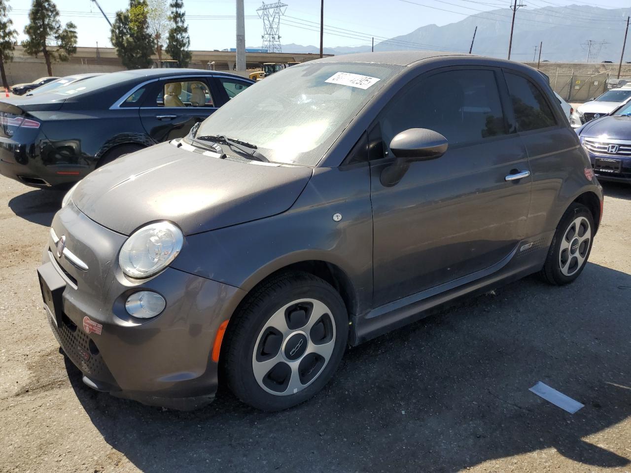2017 Fiat 500 Electric Copart, lot number: 58774295, vin: 3C3CFFGE1HT598411. Thumbnail 1