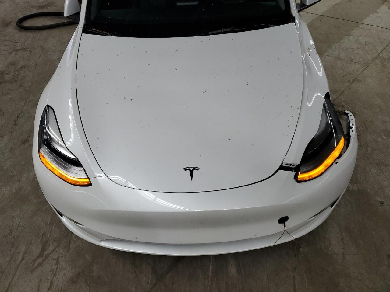 2022 Tesla Model Y Copart, lot number: 53981645, vin: 7SAYGDEE5NF315866. Thumbnail 11