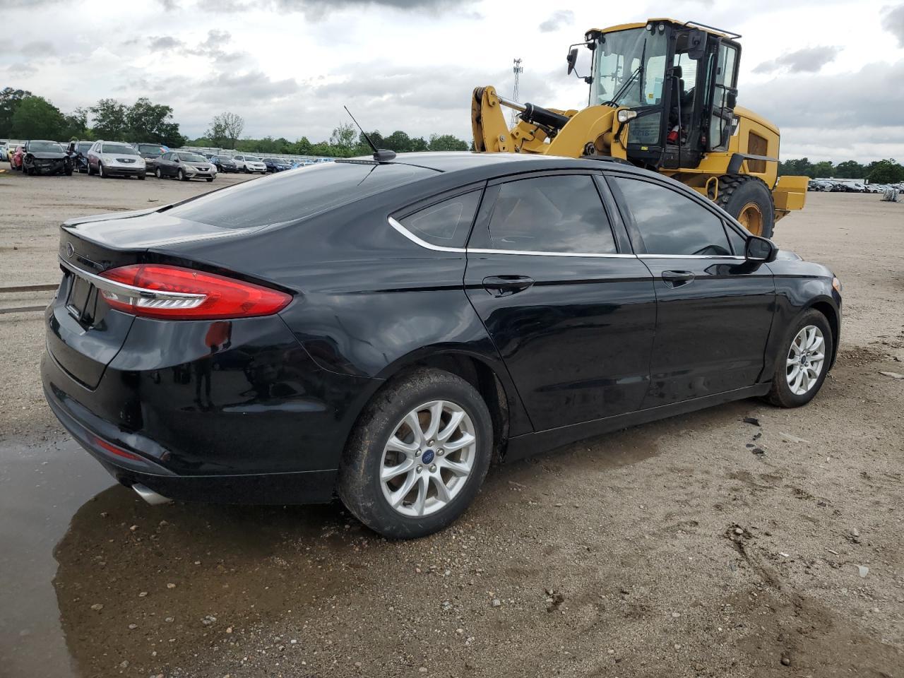 2018 Ford Fusion S Copart, lot number: 56411025, vin: 3FA6P0G73JR275717. Thumbnail 3
