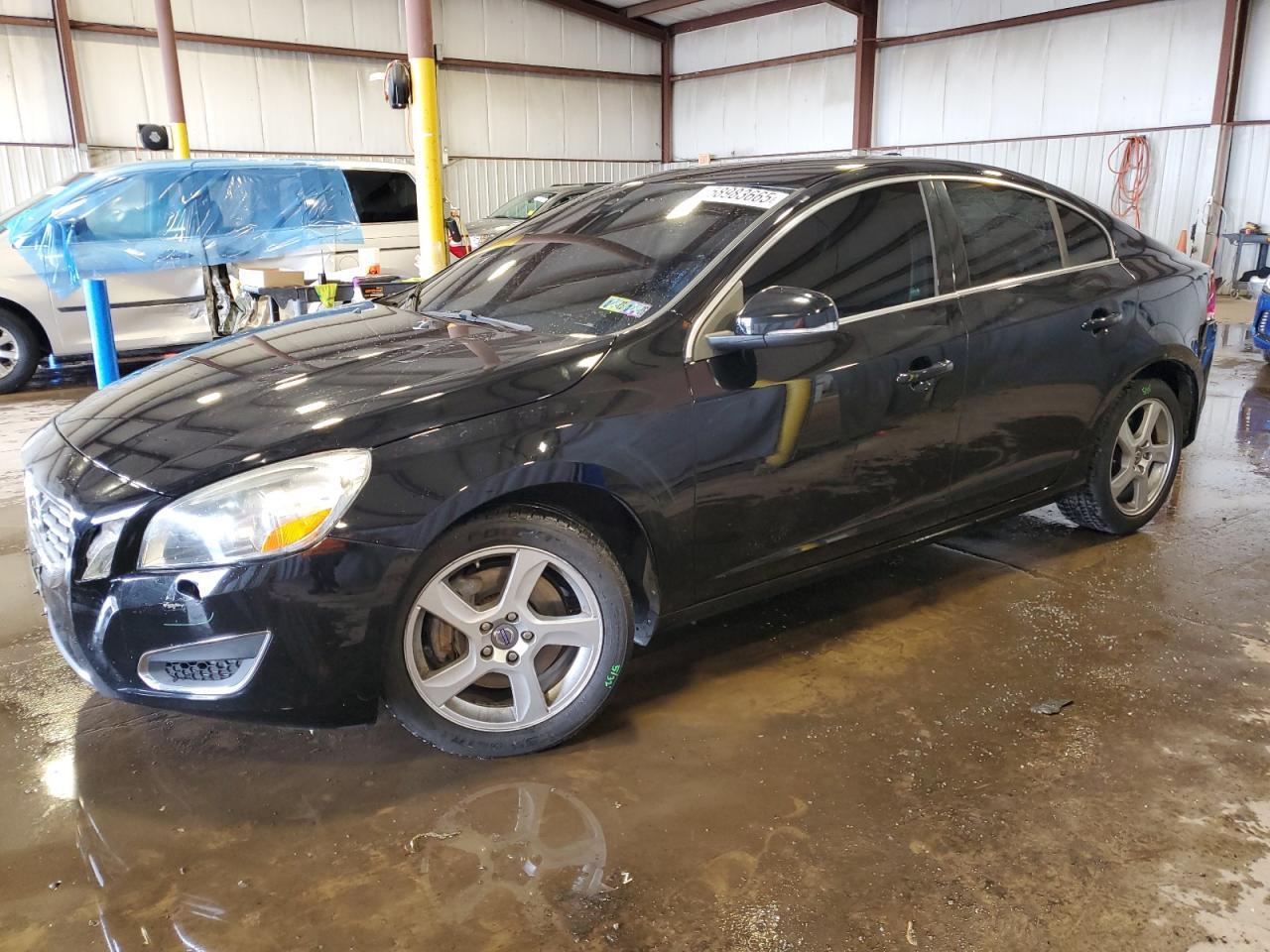 2013 Volvo S60 T5 Copart, lot number: 58983665, vin: YV1612FS1D1220589. Thumbnail 1