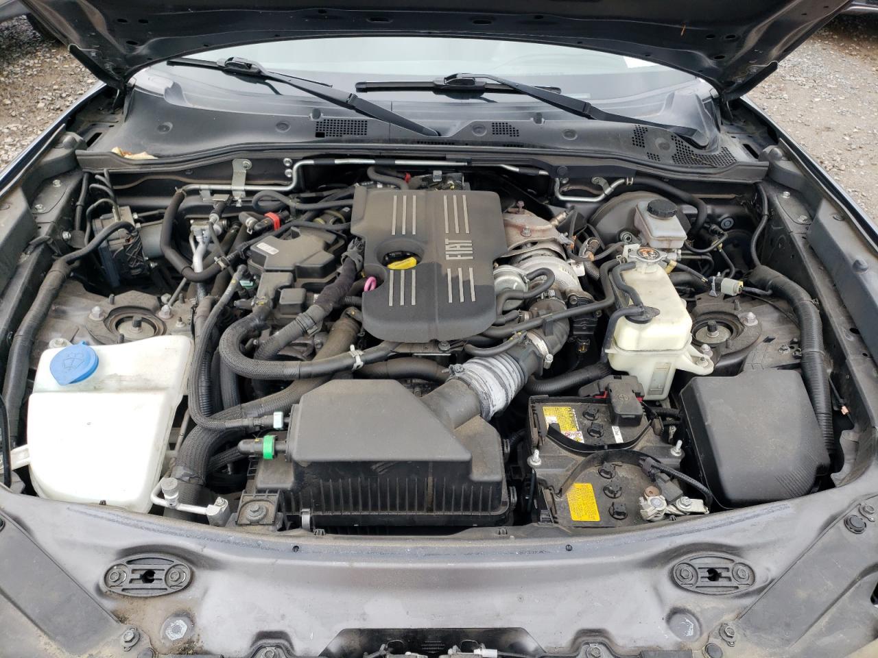 2018 Fiat 124 Spider Classica Copart, lot number: 57092155, vin: JC1NFAEKXJ0139328. Thumbnail 11