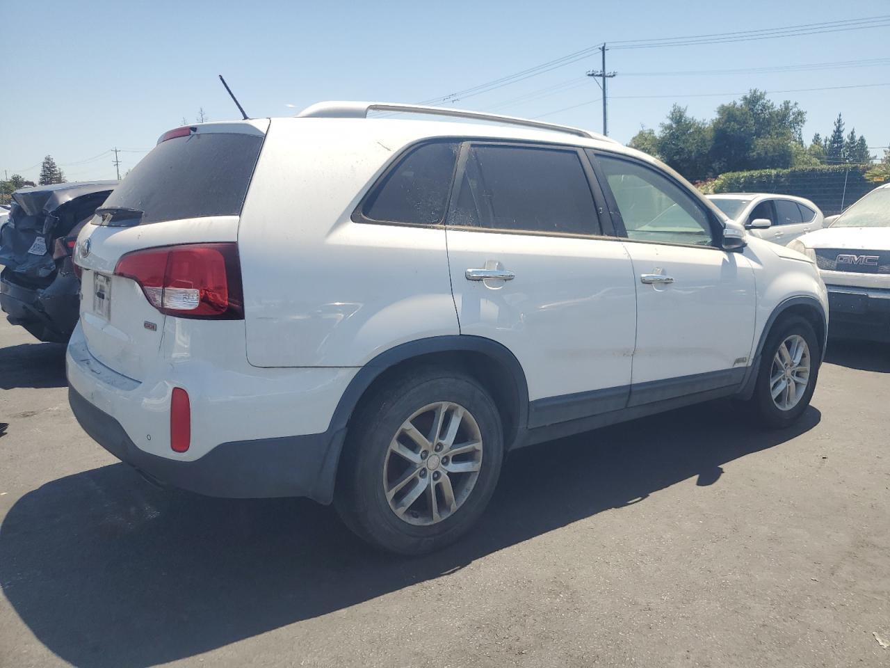 2014 Kia Sorento Lx Copart, lot number: 58216675, vin: 5XYKTCA61EG543895. Thumbnail 3