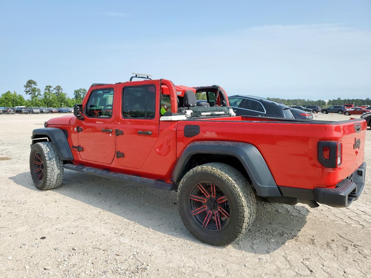 2020 Jeep Gladiator Sport Copart, lot number: 57892965, vin: 1C6HJTAG4LL143833. Thumbnail 2