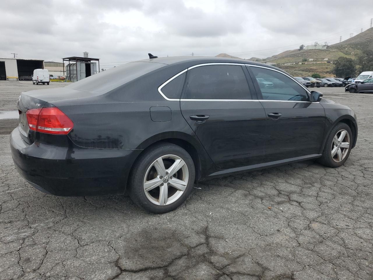 2015 Volkswagen Passat S Copart, lot number: 55606295, vin: 1VWAT7A32FC089040. Thumbnail 3