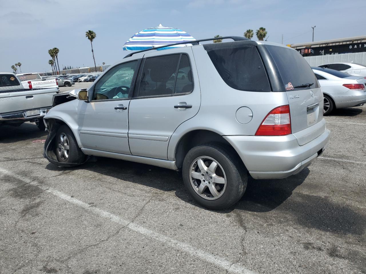 2004 Mercury Mls 500 Copart, lot number: 57248265, vin: NULL. Thumbnail 2