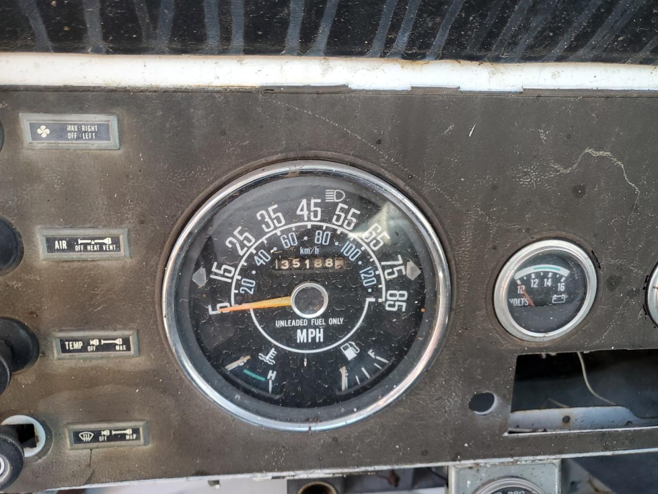 1983 Jeep Jeep Cj7 Copart, lot number: 57912325, vin: 1JCCN87E5DT072300. Thumbnail 9