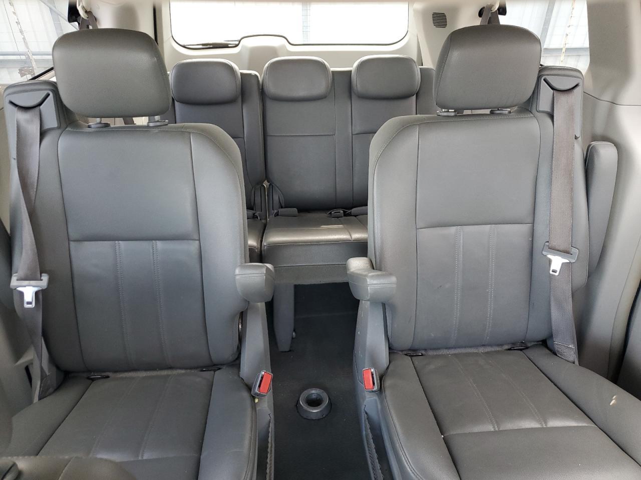 2010 Chrysler Town & Country Touring Copart, lot number: 58733085, vin: 2A4RR5D14AR113755. Thumbnail 10