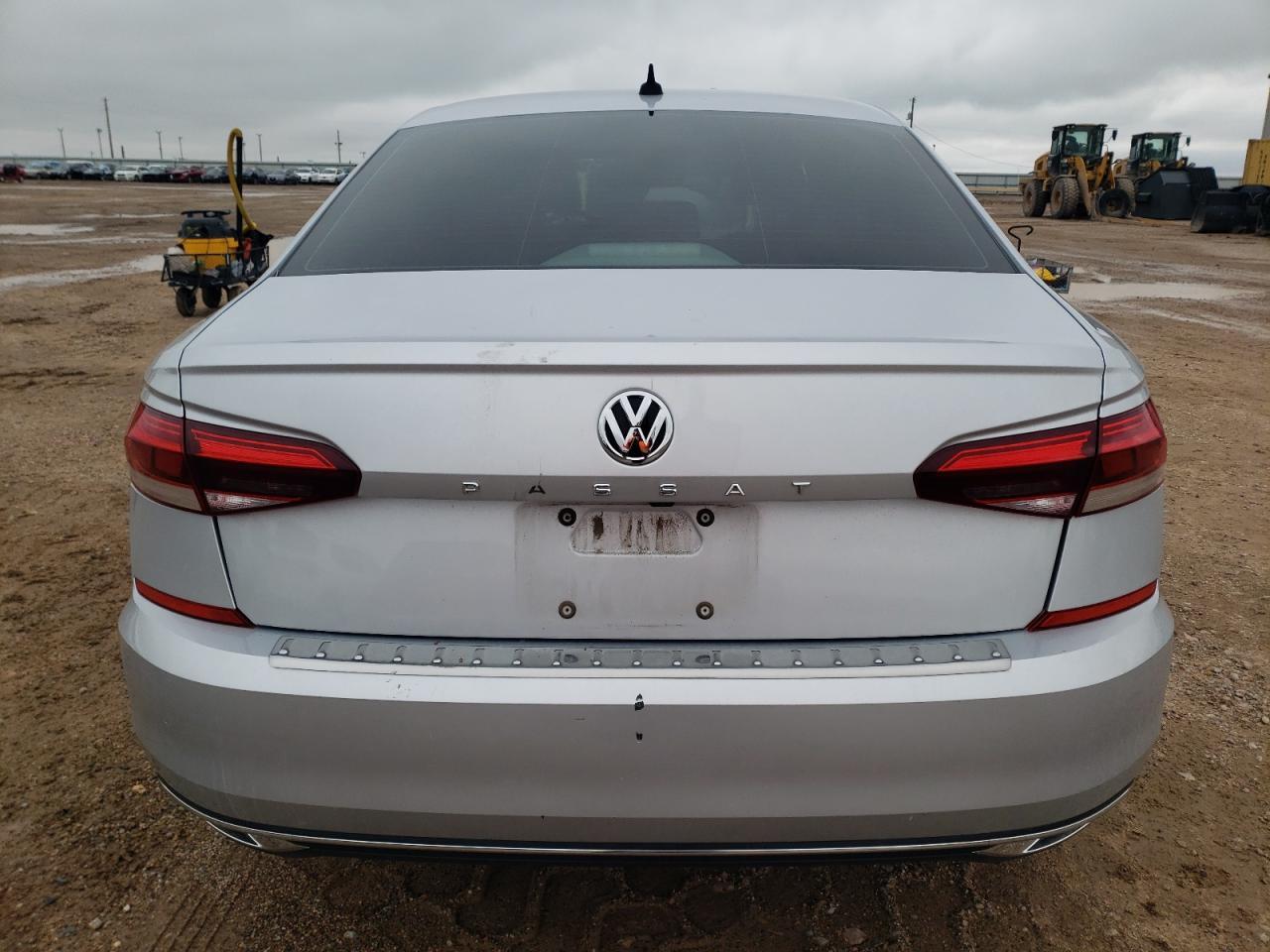 2020 Volkswagen Passat Se Copart, lot number: 55822585, vin: 1VWSA7A34LC018430. Thumbnail 6