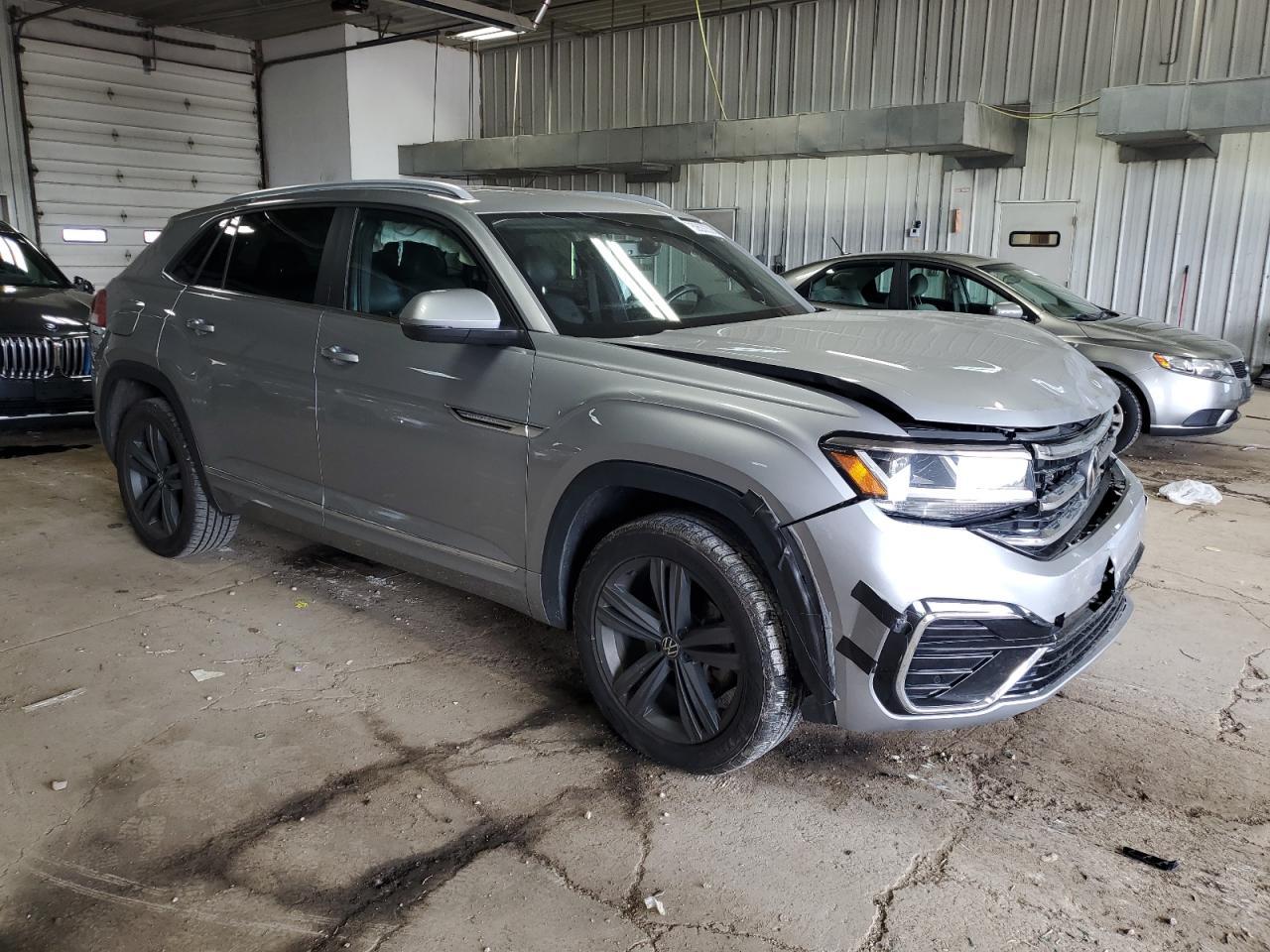 2020 Volkswagen Atlas Cross Sport Se Copart, lot number: 58500335, vin: 1V26E2CA7LC226758. Thumbnail 4