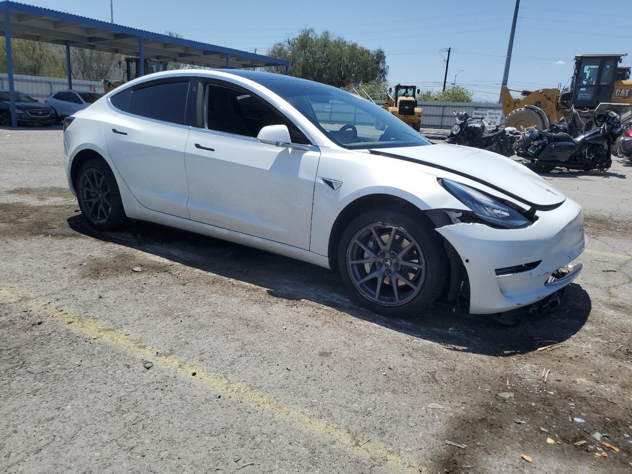 2020 Tesla Model 3 Copart, lot number: 58598085, vin: 5YJ3E1EA5LF612707. Thumbnail 4