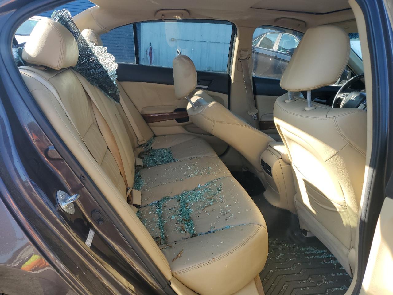 2011 Honda Accord Exl Copart, lot number: 56057585, vin: 1HGCP2F80BA100910. Thumbnail 10