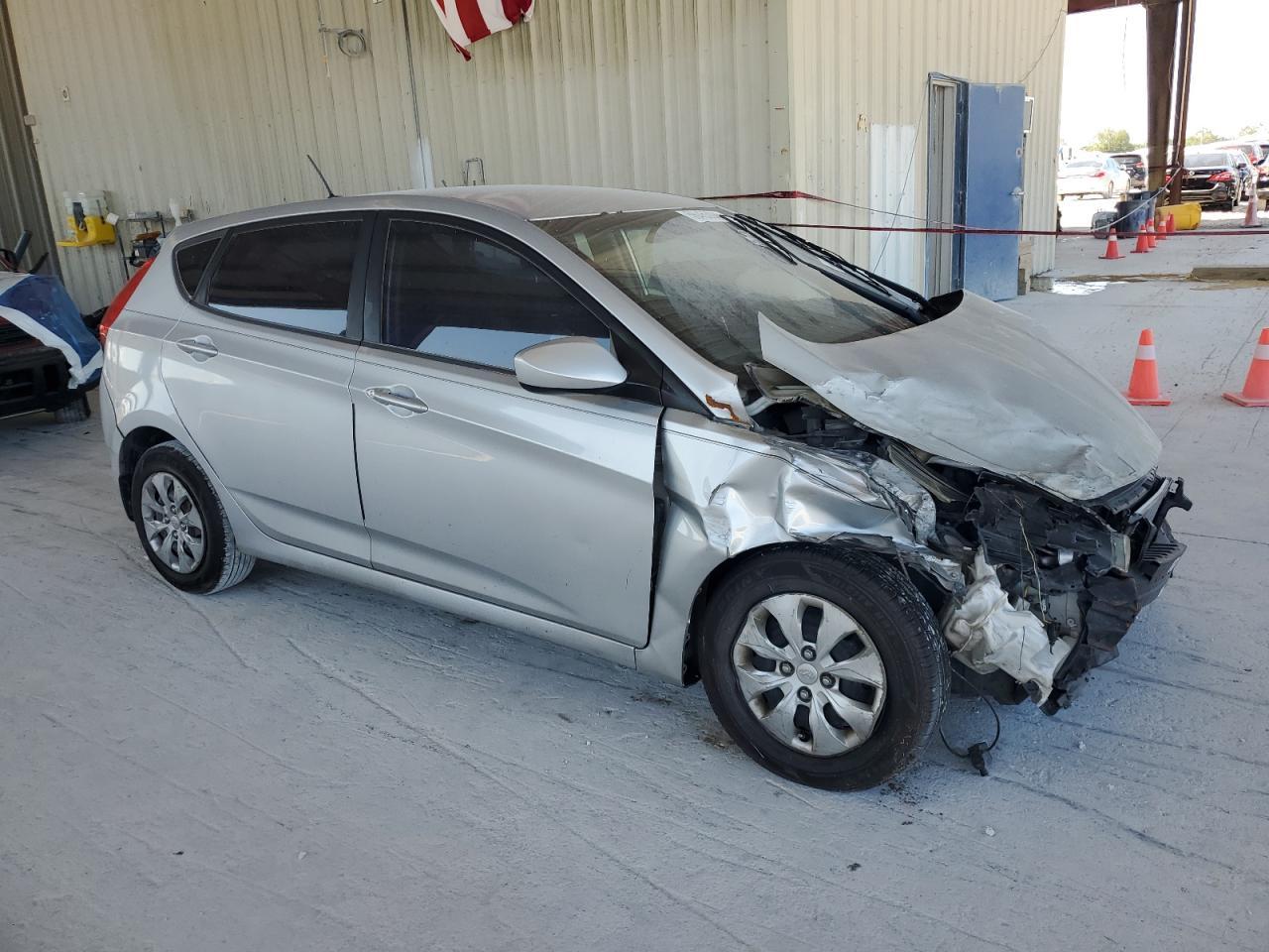 2015 Hyundai Accent Gs Copart, lot number: 56453985, vin: KMHCT5AE0FU217573. Thumbnail 4