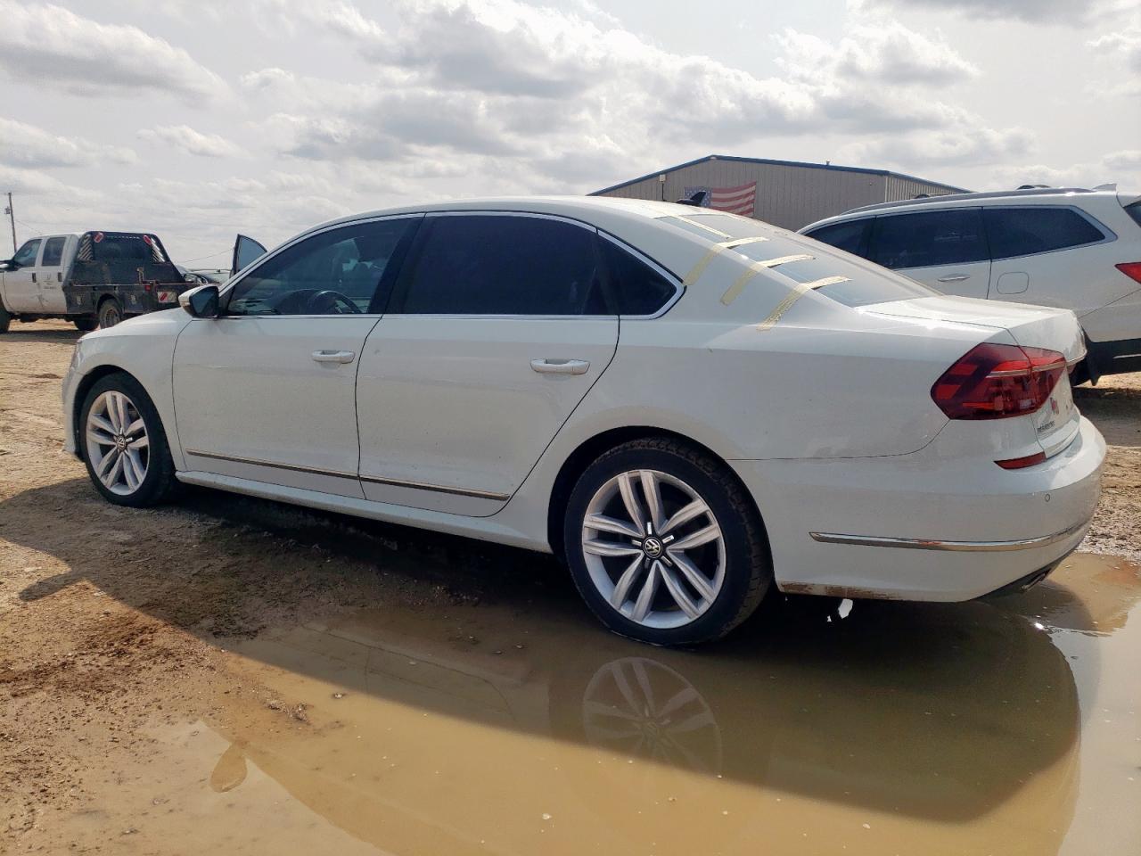 2017 Volkswagen Passat Se Copart, lot number: 59049485, vin: 1VWGT7A39HC060826. Thumbnail 2