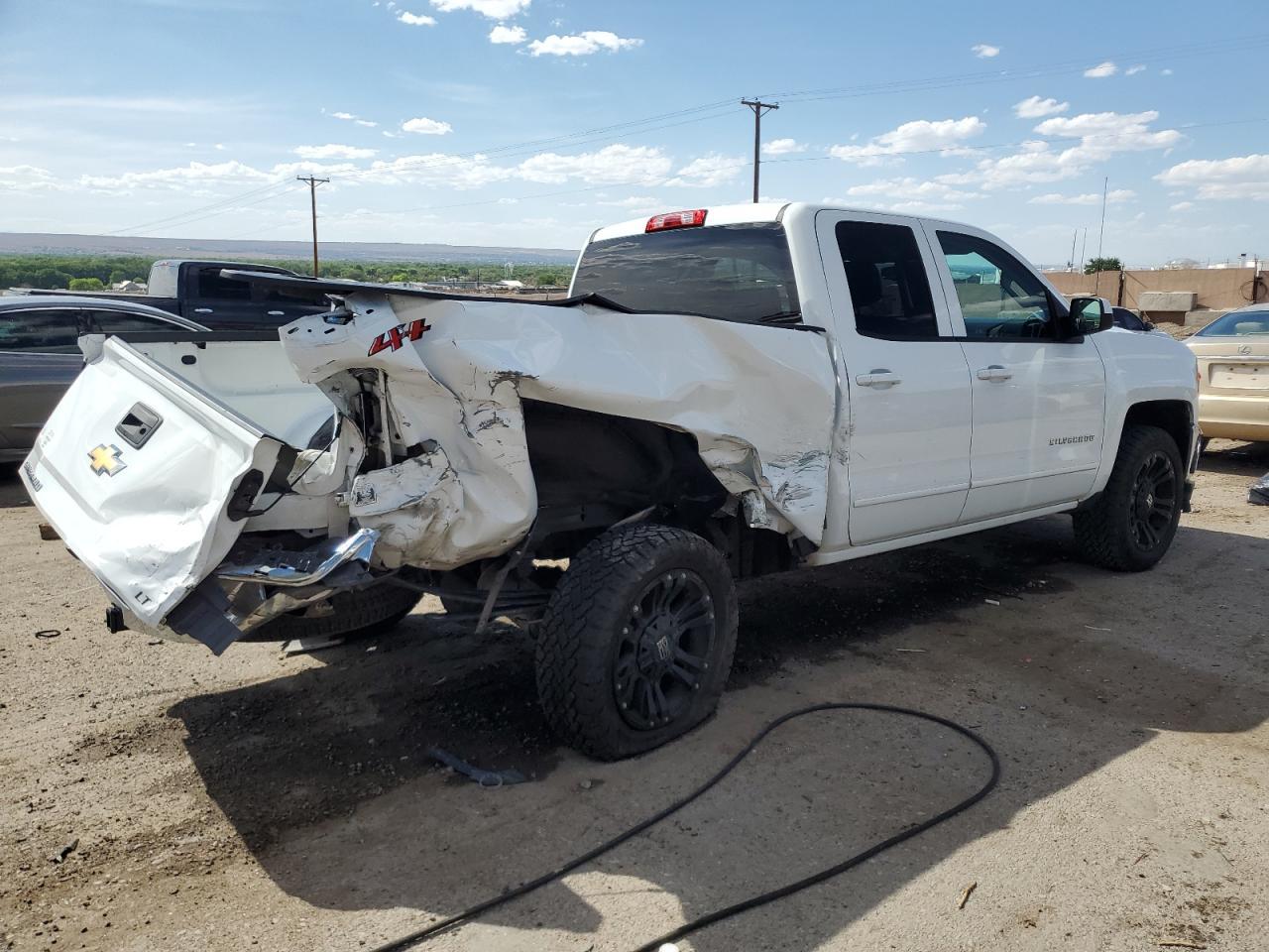 2018 Chevrolet Silverado K1500 Lt Copart, lot number: 56240995, vin: 1GCVKREH1JZ108336. Thumbnail 3