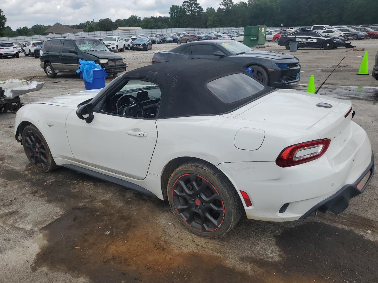 2018 Fiat 124 Spider Classica Copart, lot number: 58321195, vin: JC1NFAEK5J0134540. Thumbnail 2