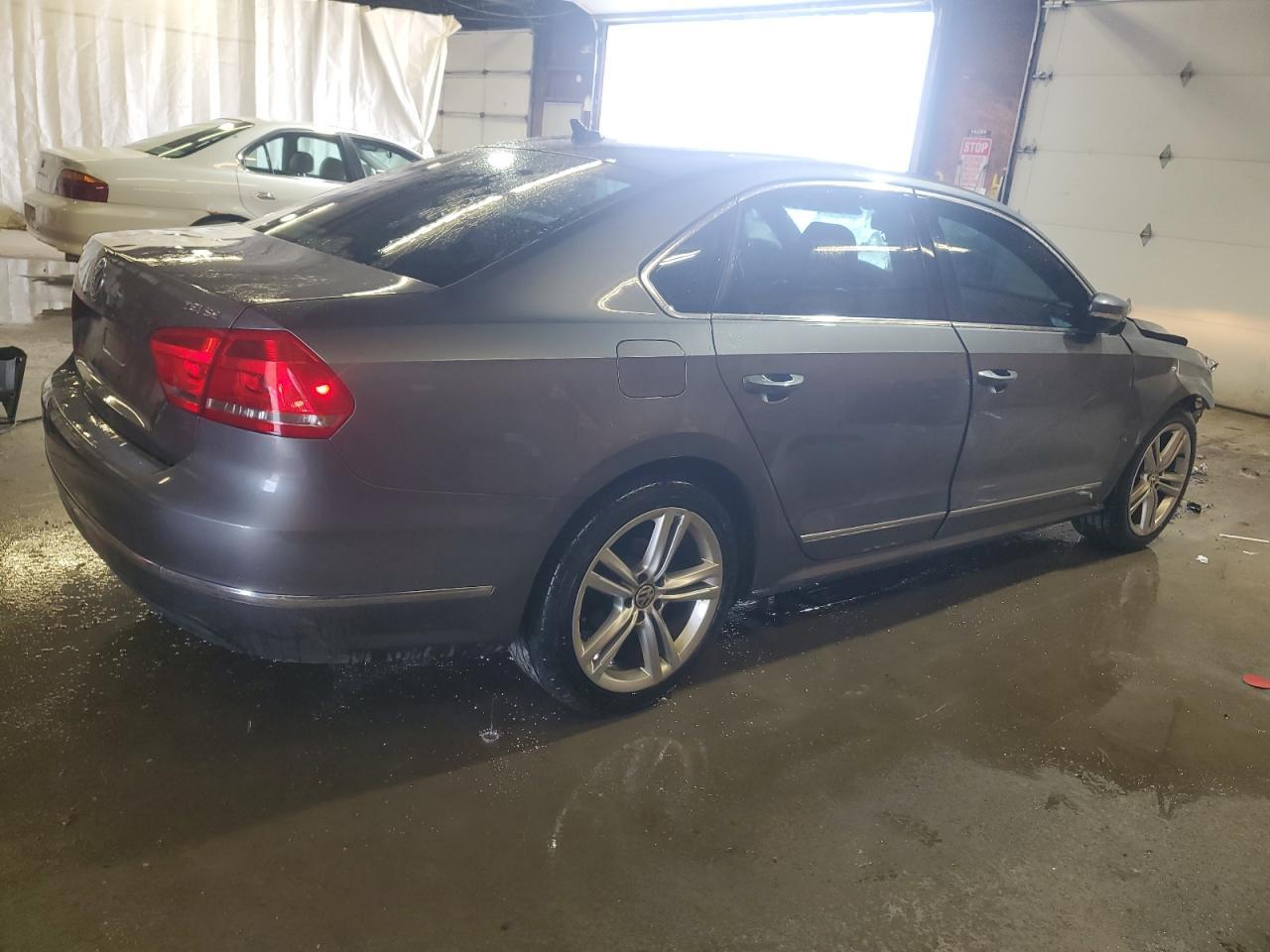 2015 Volkswagen Passat Se Copart, lot number: 55663045, vin: 1VWBT7A38FC014637. Thumbnail 3