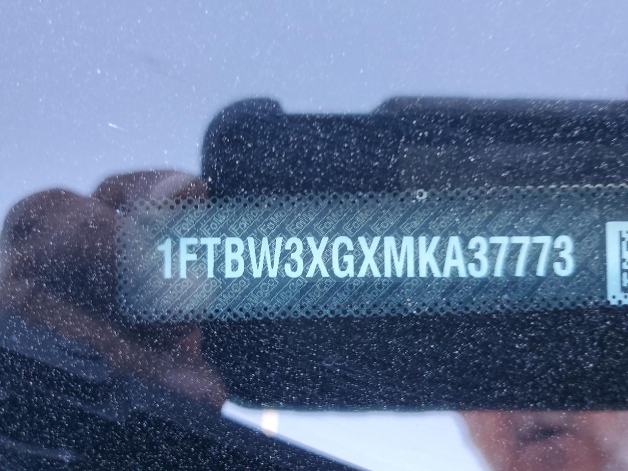 2021 Ford Transit T-350 Copart, lot number: 56772185, vin: 1FTBW3XGXMKA37773. Thumbnail 13