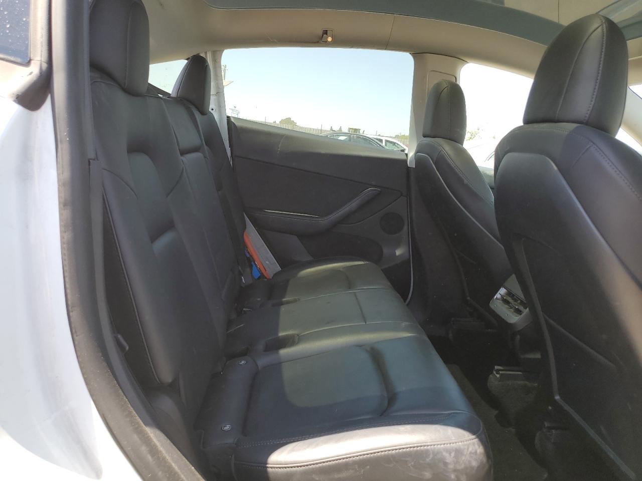 2022 Tesla Model Y Copart, lot number: 59139925, vin: 7SAYGDEE1NF363171. Thumbnail 11