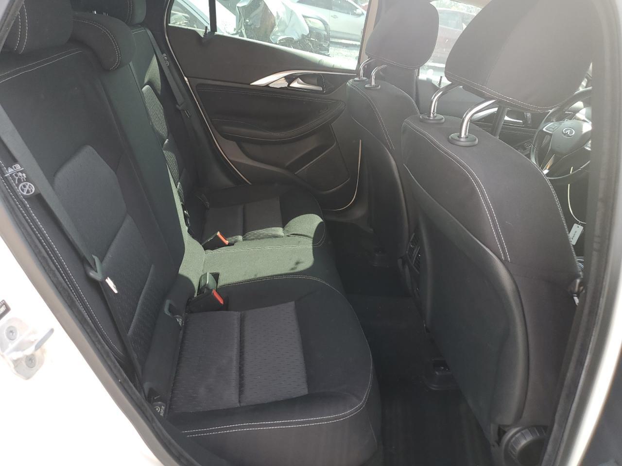 2018 Infiniti Qx30 Base Copart, lot number: 58822695, vin: SJKCH5CP5JA040997. Thumbnail 11