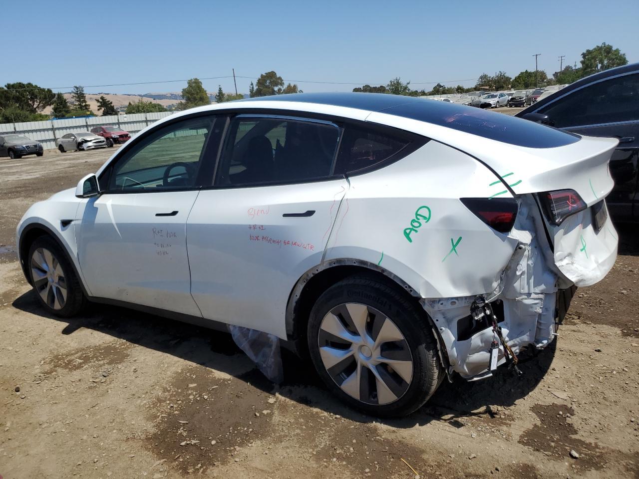 2022 Tesla Model Y Copart, lot number: 59139925, vin: 7SAYGDEE1NF363171. Thumbnail 2