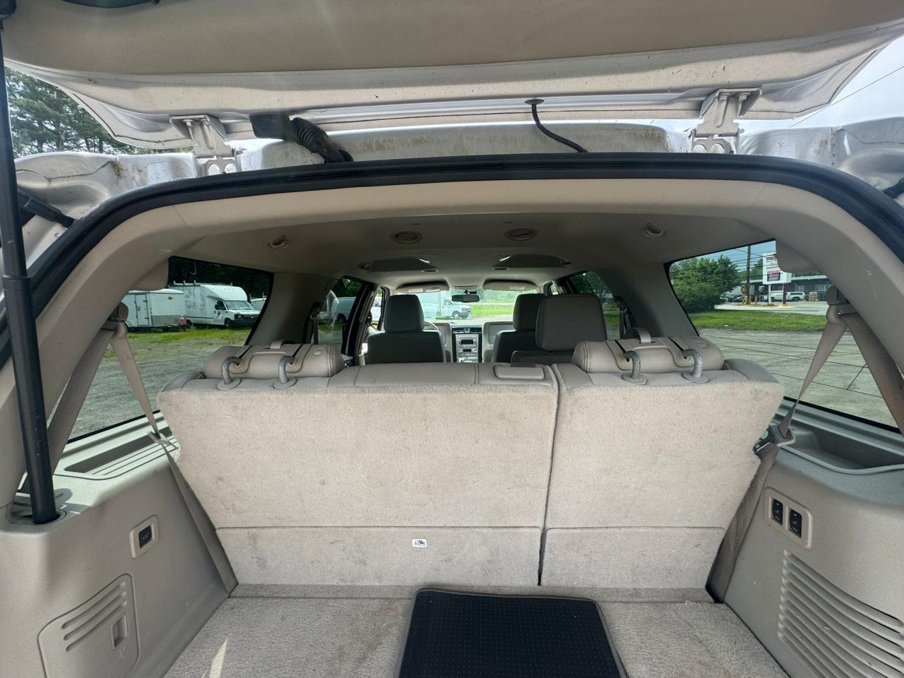 2010 Lincoln Navigator Copart, lot number: 59300035, vin: 5LMJJ2J57AEJ06563. Thumbnail 9