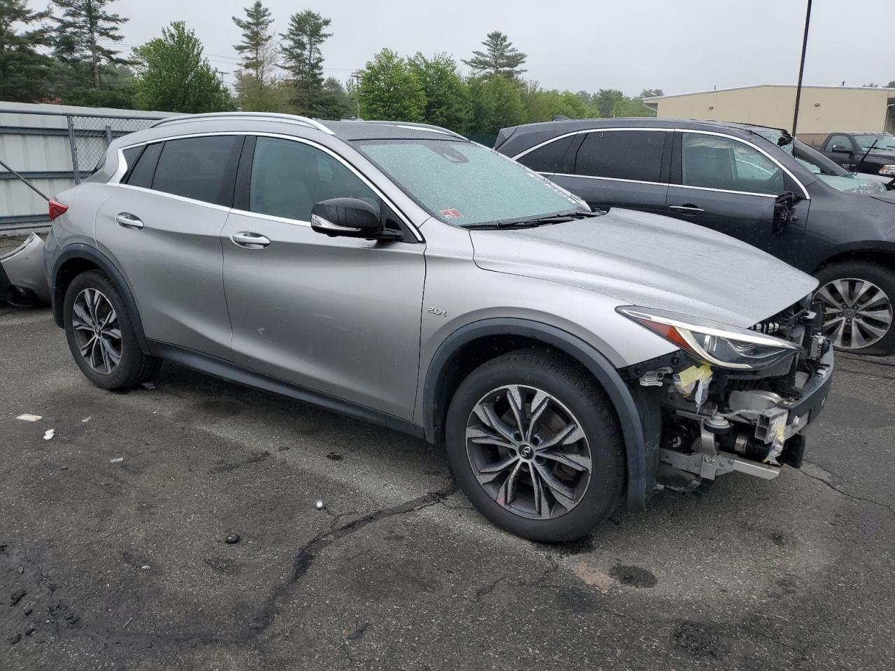 2017 Infiniti Qx30 Base Copart, lot number: 58078455, vin: SJKCH5CR3HA032649. Thumbnail 4