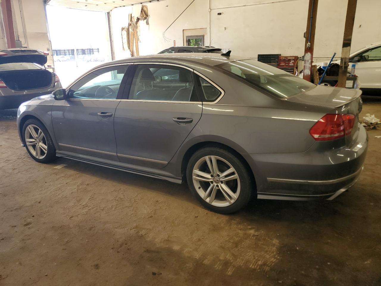 2015 Volkswagen Passat Sel Copart, lot number: 56012995, vin: 1VWCM7A35FC064719. Thumbnail 2