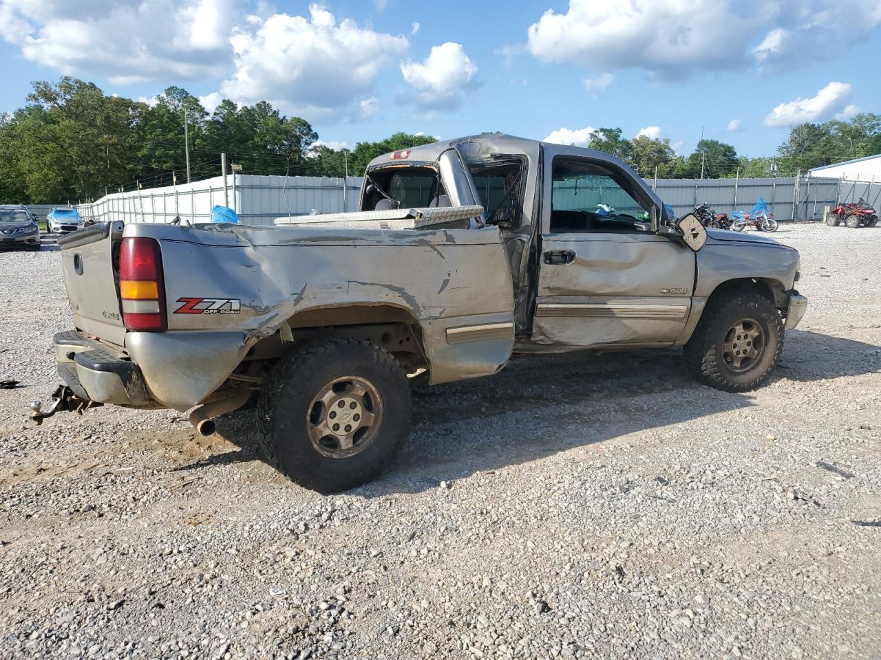 2002 Chevrolet Silverado K1500 Copart, lot number: 56278915, vin: 2GCEK19T121378130. Thumbnail 3