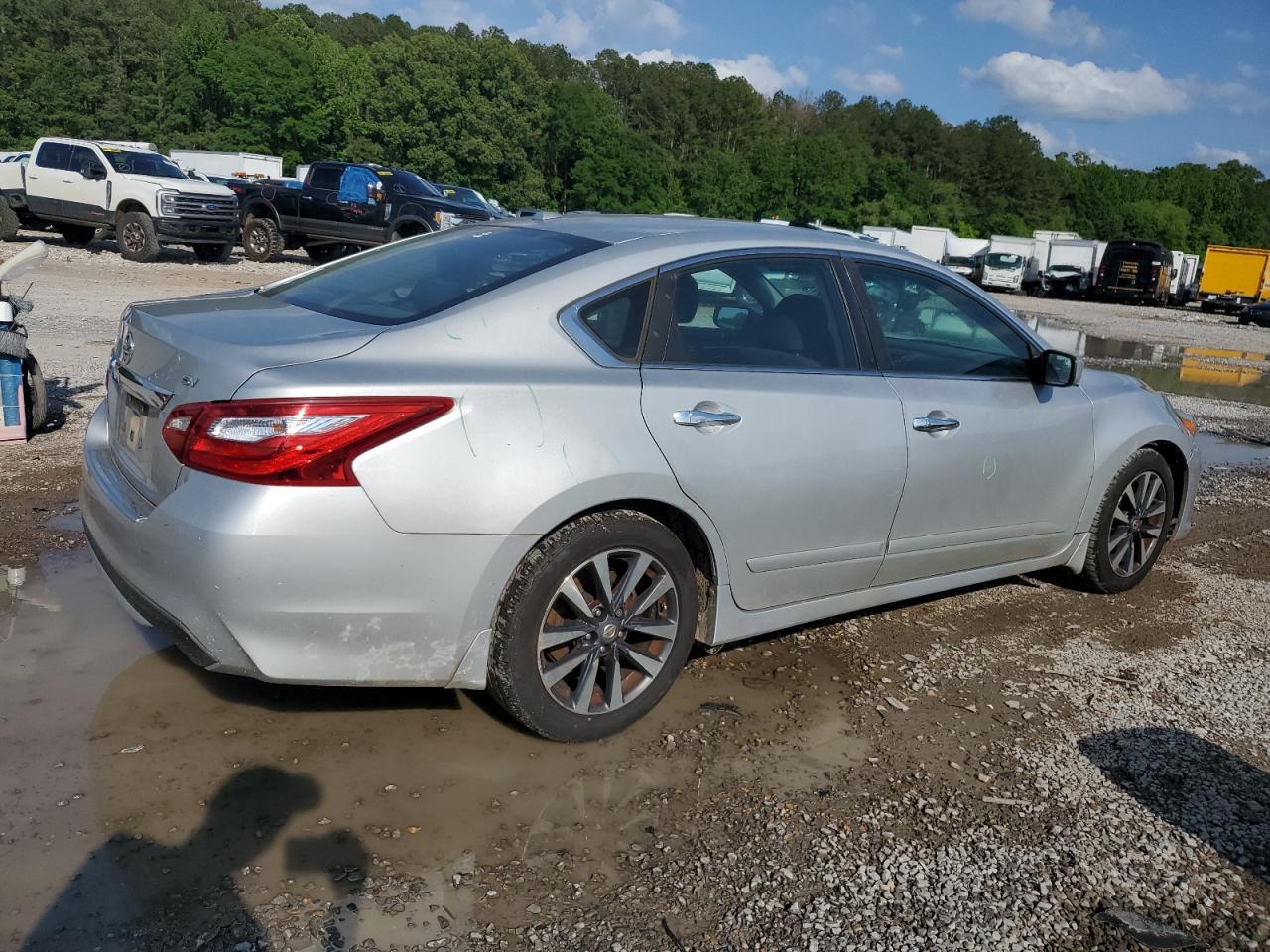 2017 Nissan Altima 2.5 Copart, lot number: 55524015, vin: 1N4AL3AP6HC161333. Thumbnail 3