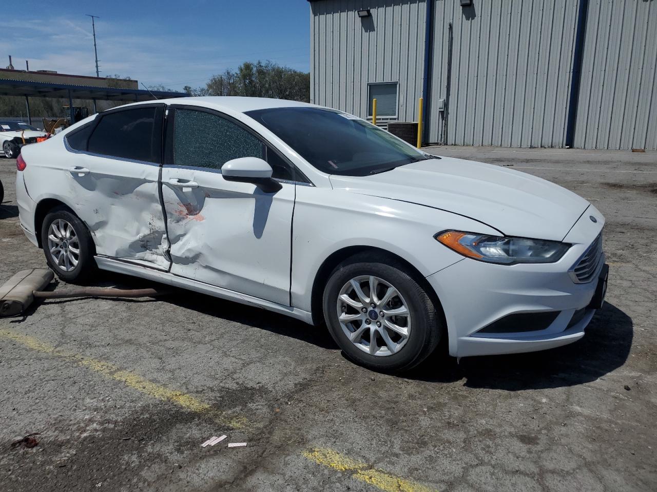 2017 Ford Fusion S Copart, lot number: 56817795, vin: 3FA6P0G71HR275175. Thumbnail 4