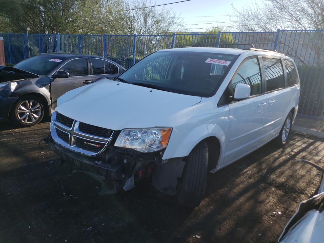 2016 Dodge Grand Caravan Sxt Copart, lot number: 56433055, vin: 2C4RDGCG5GR309718. Thumbnail 1